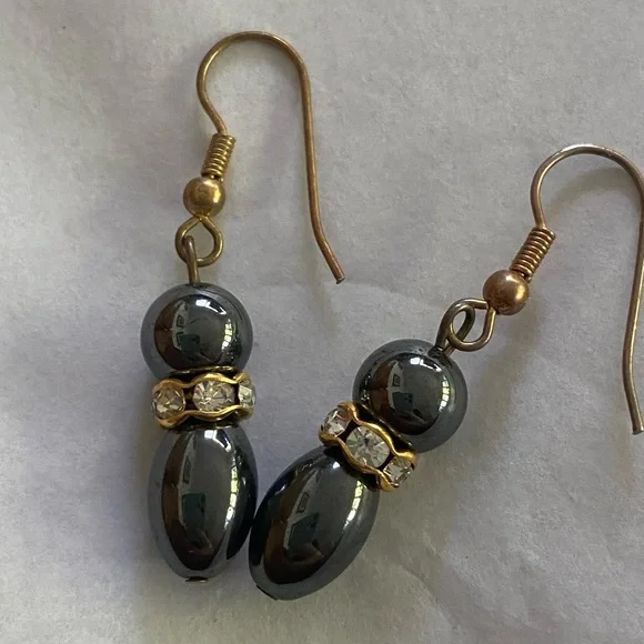 VINTAGE GOLD Faux diamond earrings - Picture 3 of 3